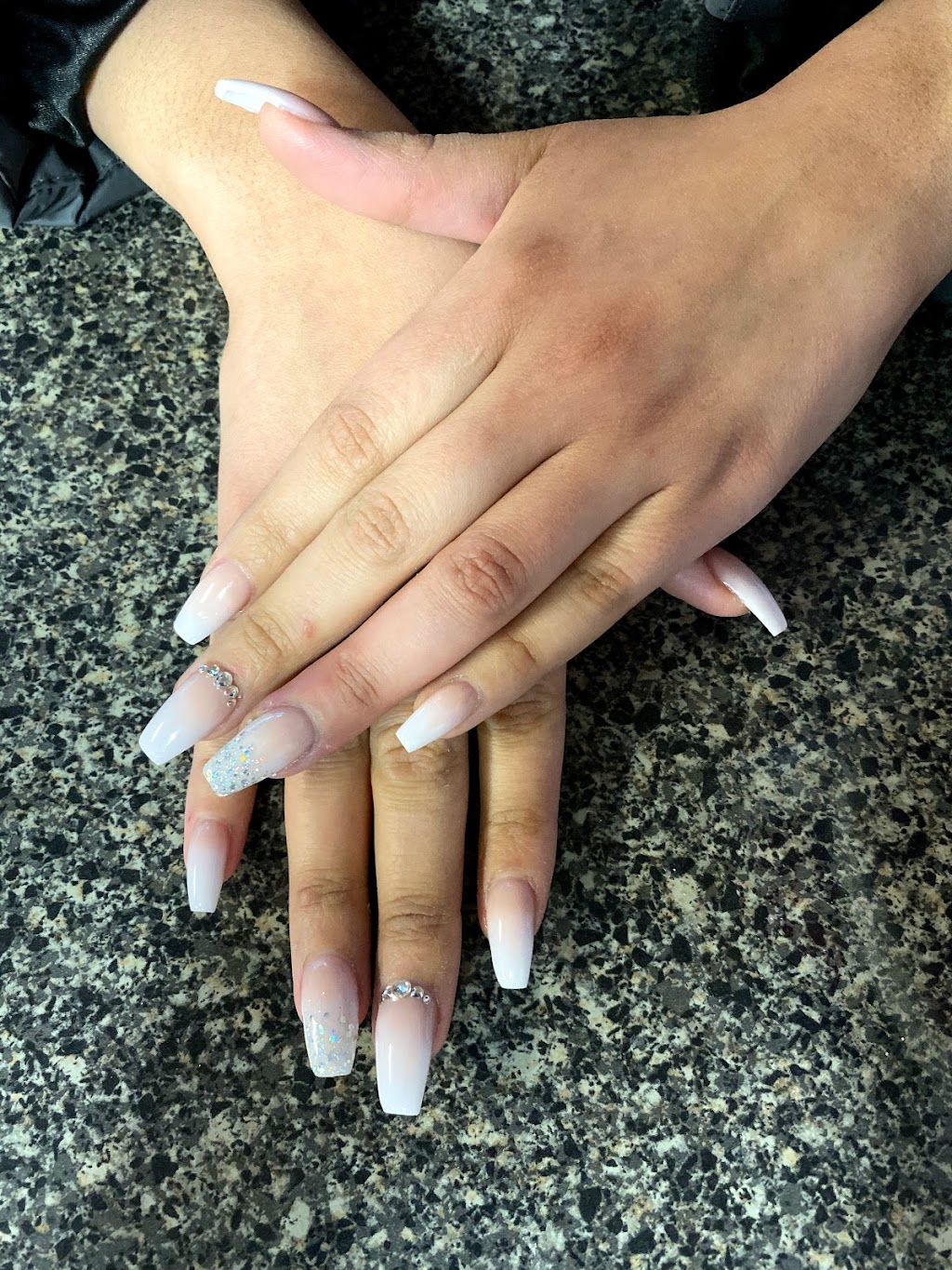 PL Nails | 9128 23 Ave NW, Edmonton, AB T6N 1H9, Canada | Phone: (780) 485-8184