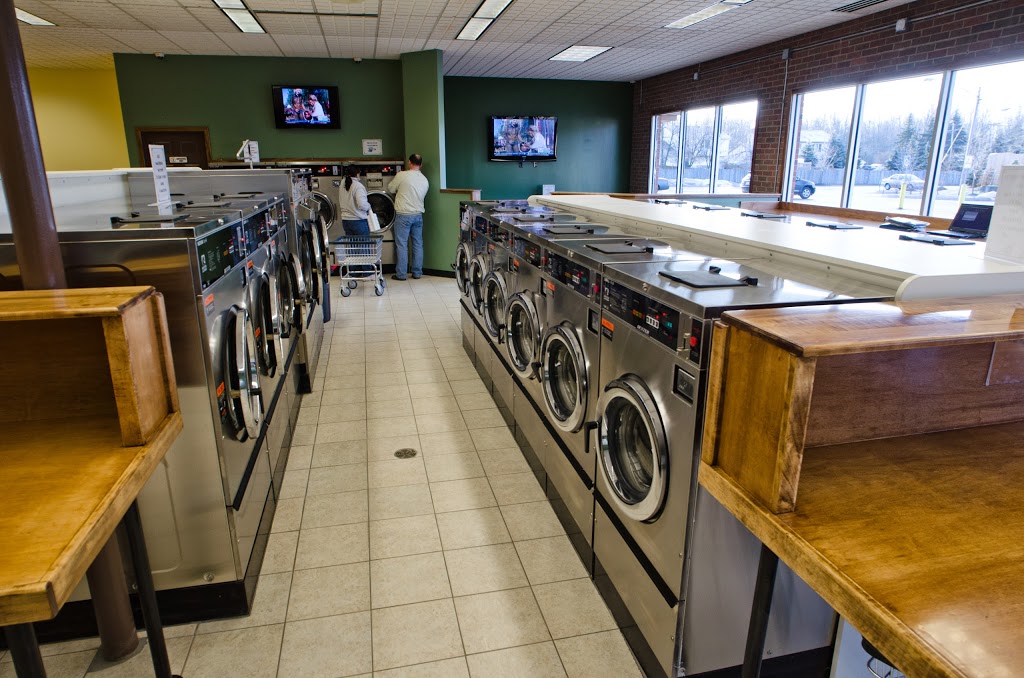 Top Shelf Laundromat and Wash-n-Fold | 1820 Maple Rd, Williamsville, NY 14221, USA | Phone: (716) 204-8298