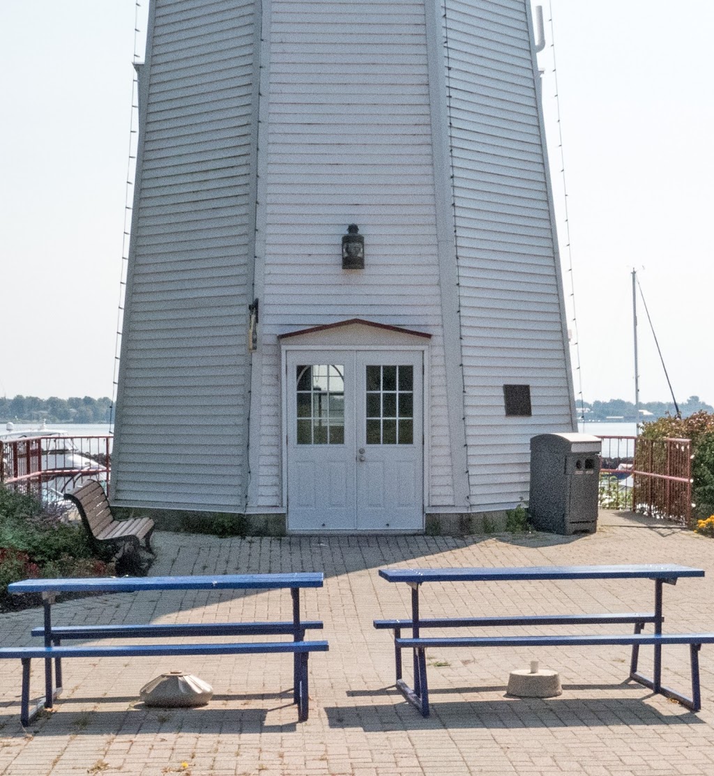 Prescott Lighthouse & Visitor Centre | 181 Water St E, Prescott, ON K0E 1T0, Canada | Phone: (613) 925-2812