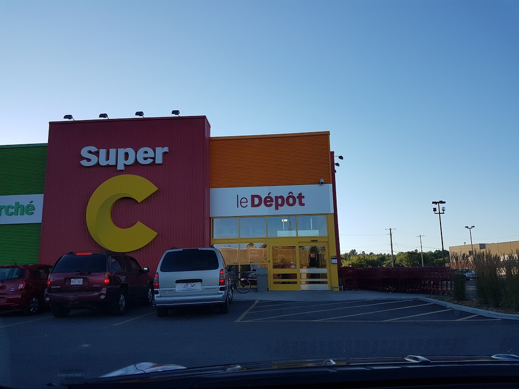 Super C | 13910 Rue Saint-Simon, Mirabel, QC J7N 1P3, Canada | Phone: (450) 438-0028