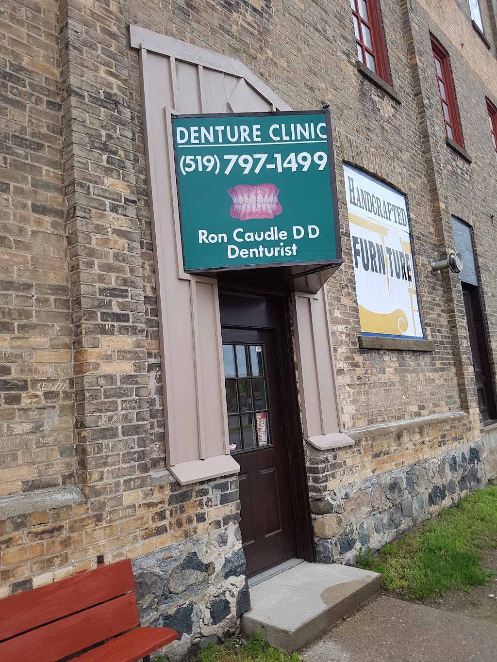 Lakeside Denture Centre | 153 High St, Southampton, ON N0H 2L0, Canada | Phone: (519) 797-1499