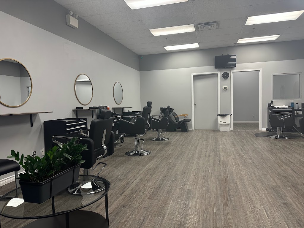 Salon 6 Unisex | 243 King St E, Bowmanville, ON L1C 5C4, Canada | Phone: (365) 836-0104