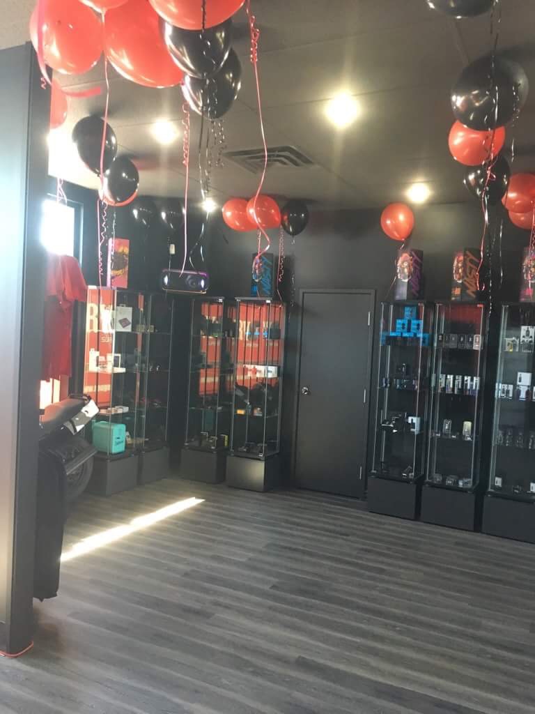 Rouge Vape | 4380 Innes Rd, Orléans, ON K4A 3W3, Canada | Phone: (613) 837-8270