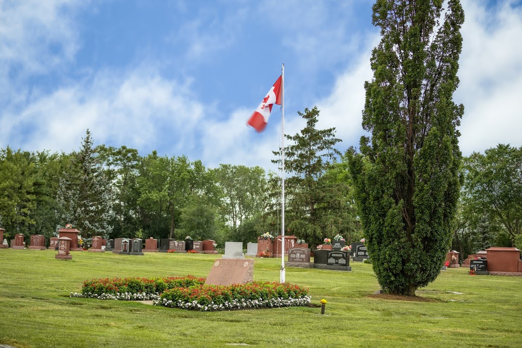 Greenlawn Memorial Gardens | 1805 ON-3, Oldcastle, ON N0R 1L0, Canada | Phone: (519) 969-5320