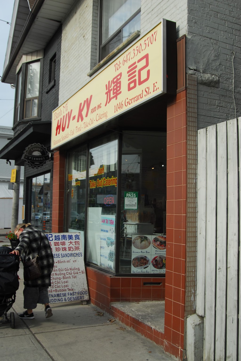 Huy Ky | 1046 Gerrard St E, Toronto, ON M4M 1Z6, Canada | Phone: (647) 350-5707