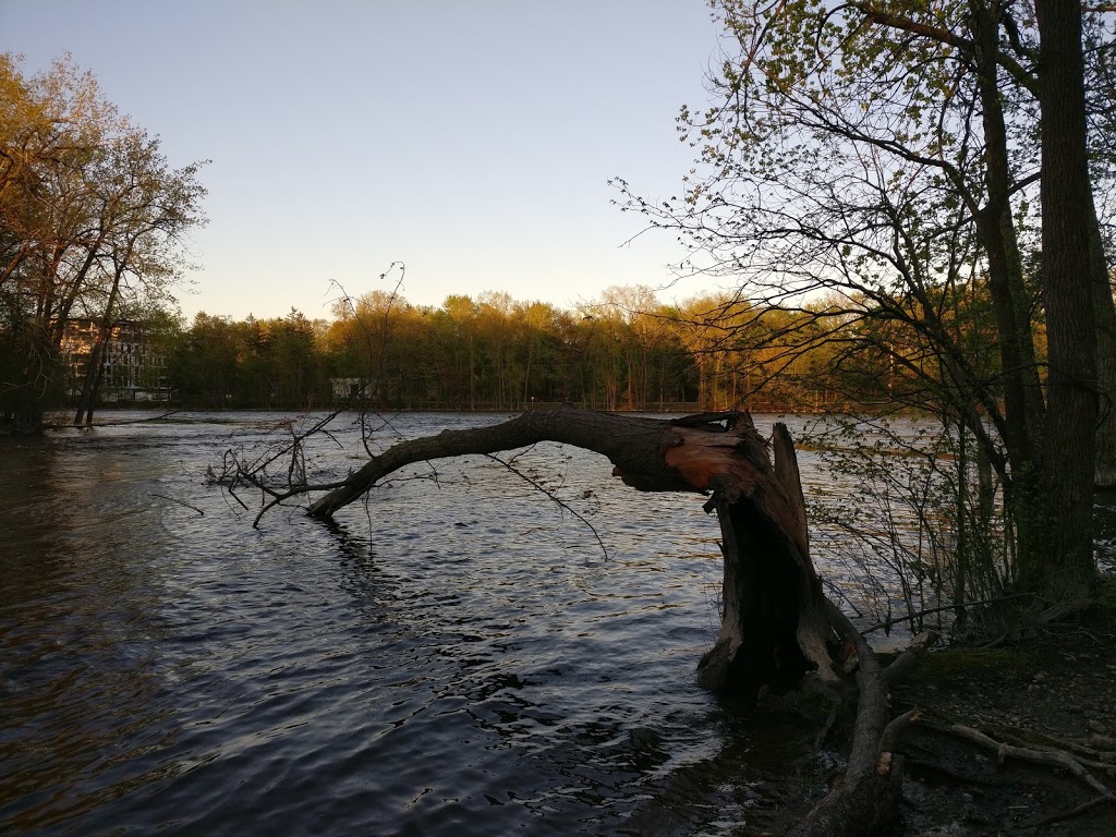 Le Barrage Du Grand Moulin | Rivière des Mille Îles, Laval, QC, Canada | Phone: (450) 978-8000