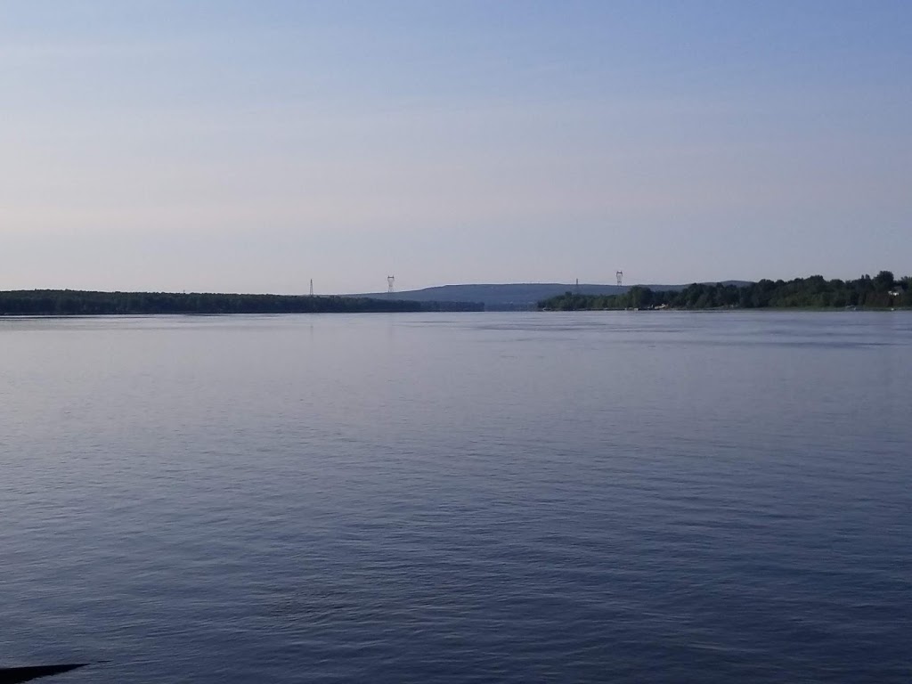 Traversier Le Passeur Carillon Pointe-Fortune | 42 Route du Long-Sault, Saint-André-dArgenteuil, QC J0V 1X0, Canada | Phone: (450) 537-3412