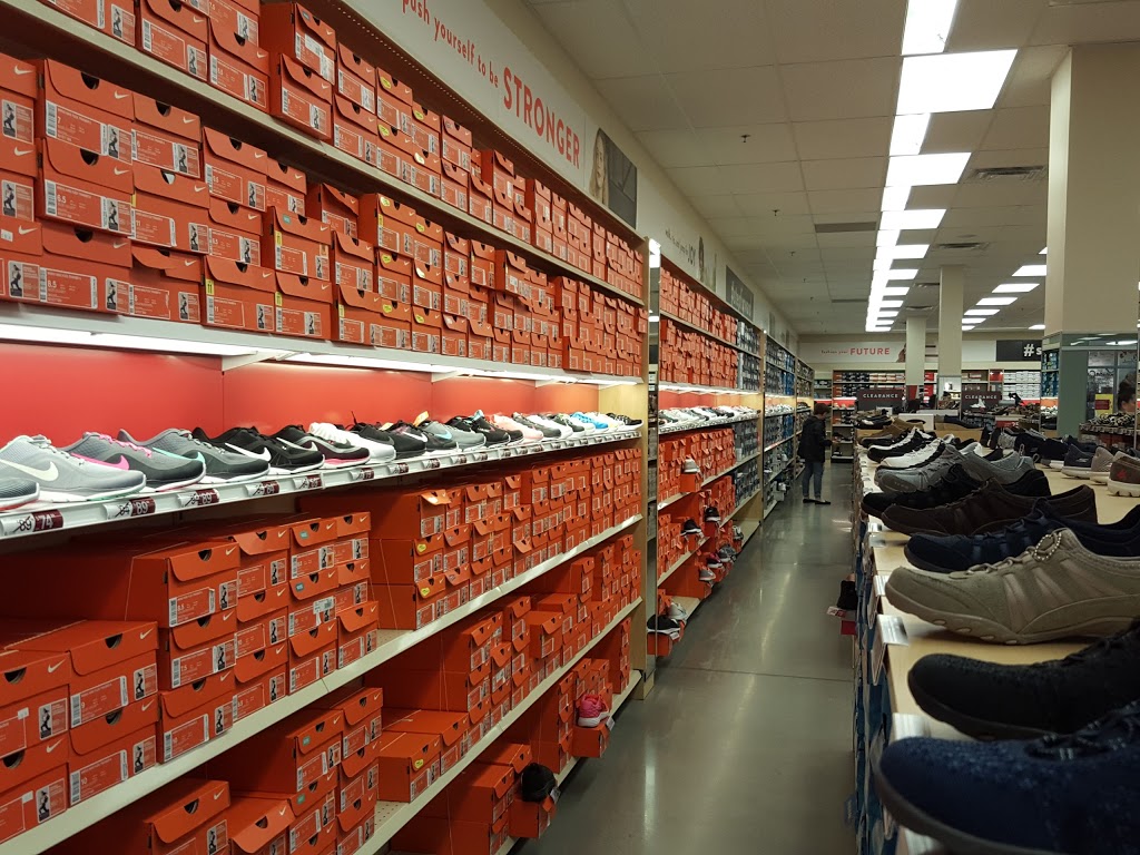 Famous Footwear Outlet | 3311 Ontario 89, Cookstown, ON L0L 1L0, Canada | Phone: (705) 458-8484