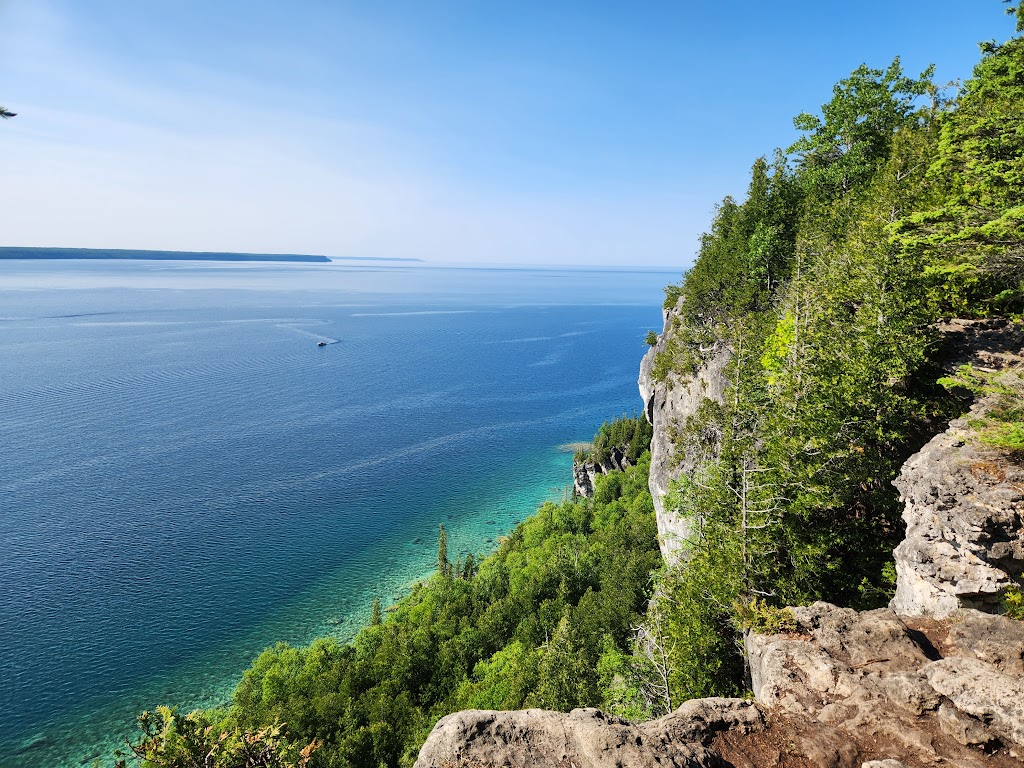 Lion’s Head Lookout Trail Parking | McCurdy Drive Parkette, Bruce Trail, Lions Head, ON N0H 1W0, Canada | Phone: (519) 793-3522