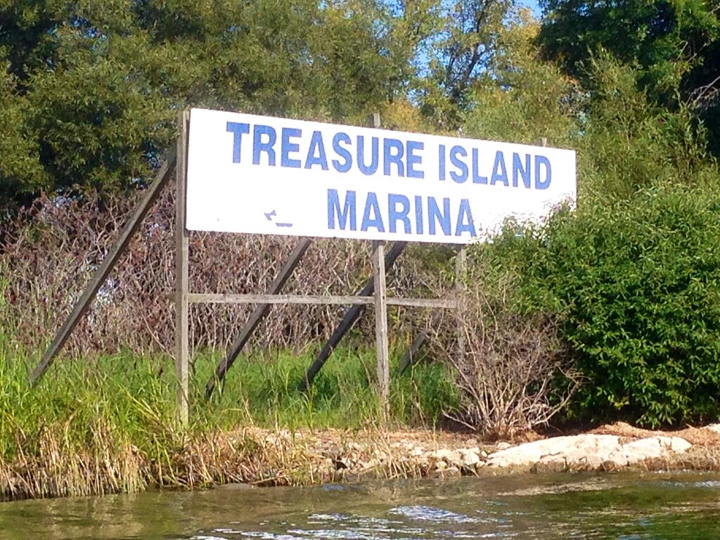 Treasure Island Marina Watercraft Launch | 1694 St Lawrence Ave, Kingston, ON K7L 4V1, Canada | Phone: (613) 548-1239
