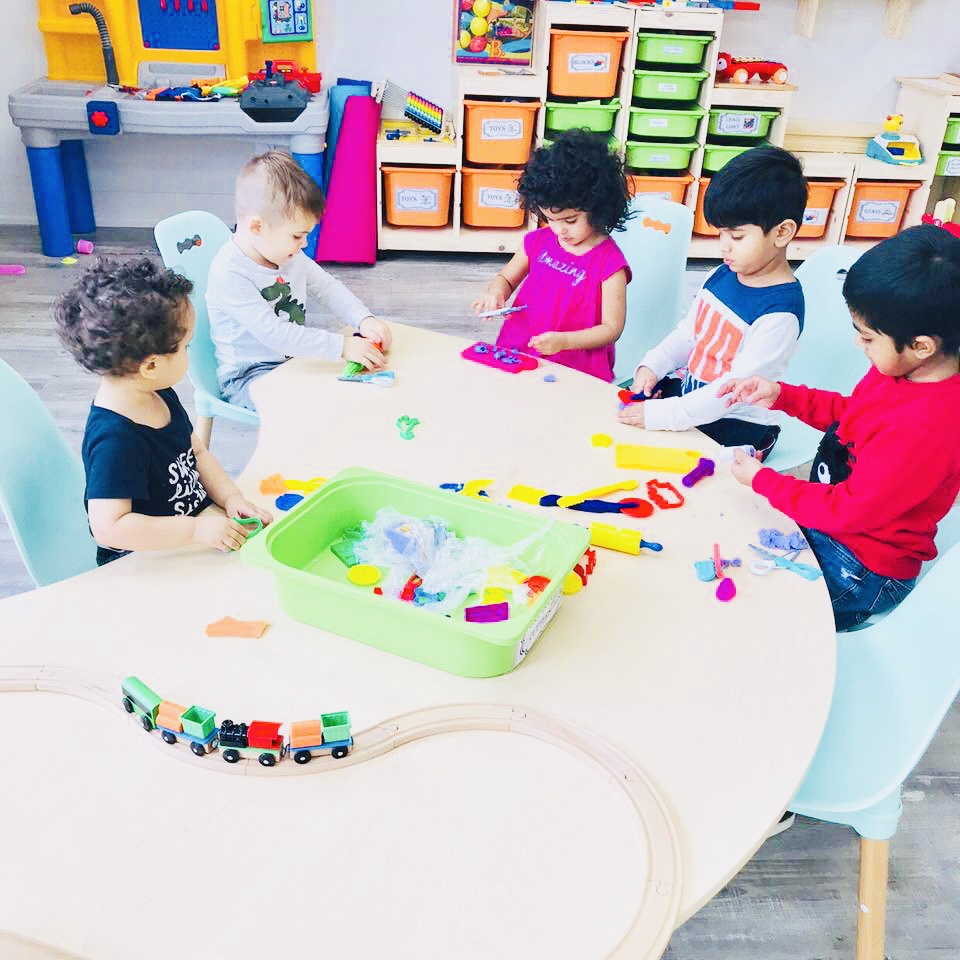 Playdays Childcare Centre | 2255 Dundas St W, Mississauga, ON L5K 1R6, Canada | Phone: (647) 540-6244