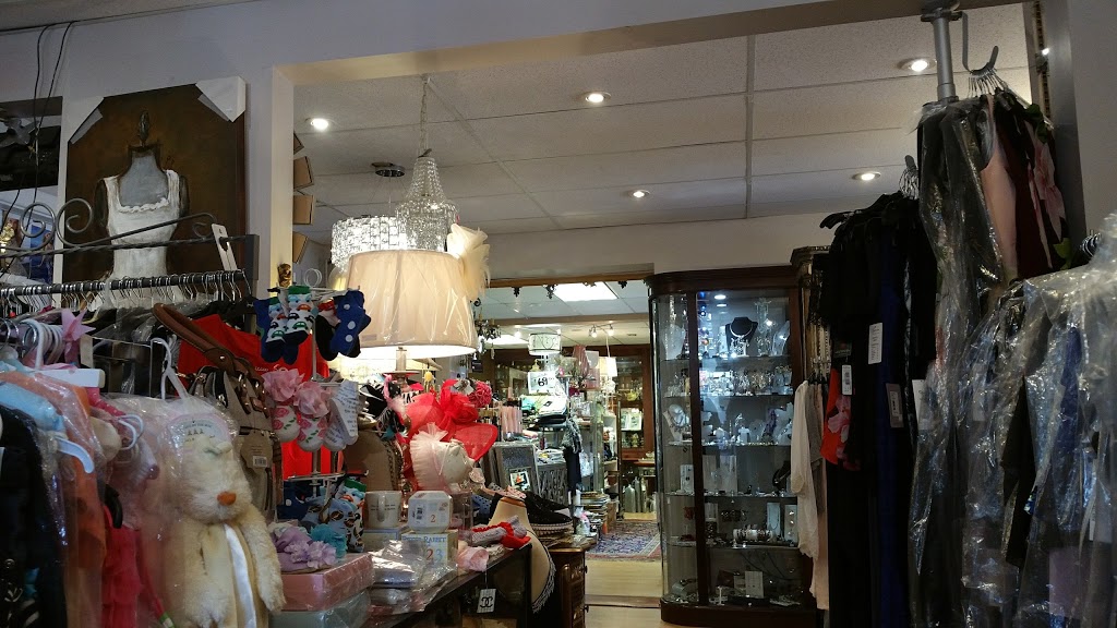 Ambiance Boutique | 10489 Islington Ave, Kleinburg, ON L0J 1C0, Canada | Phone: (905) 893-4478