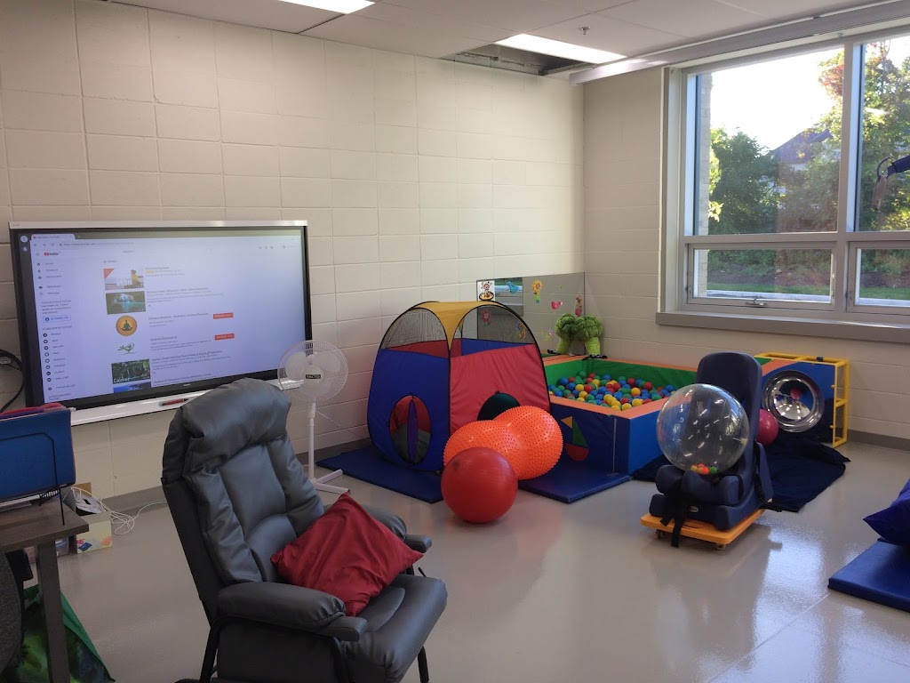 School Regional Brenda-Milner | 201 Bd Sutterlin, Châteauguay, QC J6K 4Z7, Canada | Phone: (514) 380-8899 ext. 4491