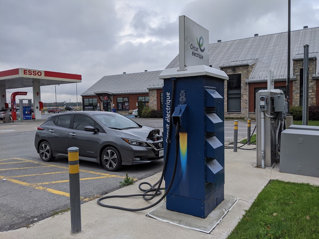 Electric Circuit Charging Station | 100 Autoroute 20, Rivière-Beaudette, QC J0P 1R0, Canada | Phone: (800) 686-9243