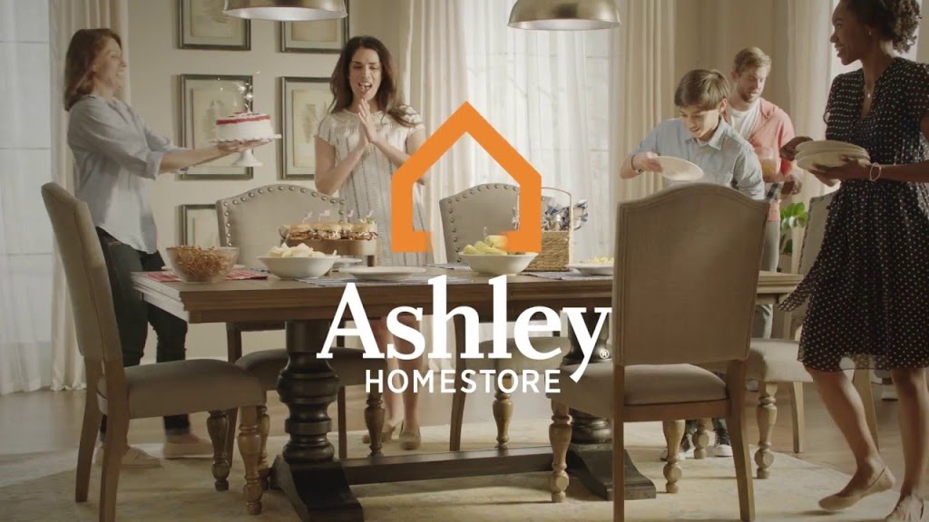 Ashley HomeStore | 1652 Island Hwy, Victoria, BC V9B 1H8, Canada | Phone: (250) 474-2026