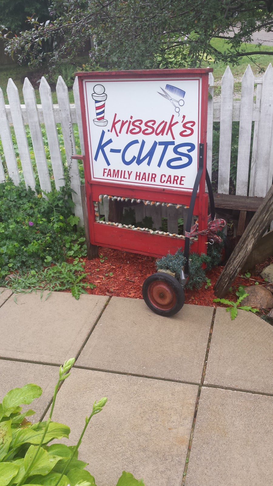 K-cuts Krissaks | 75 Snyders Rd W, Baden, ON N0B 1G0, Canada | Phone: (519) 634-5772