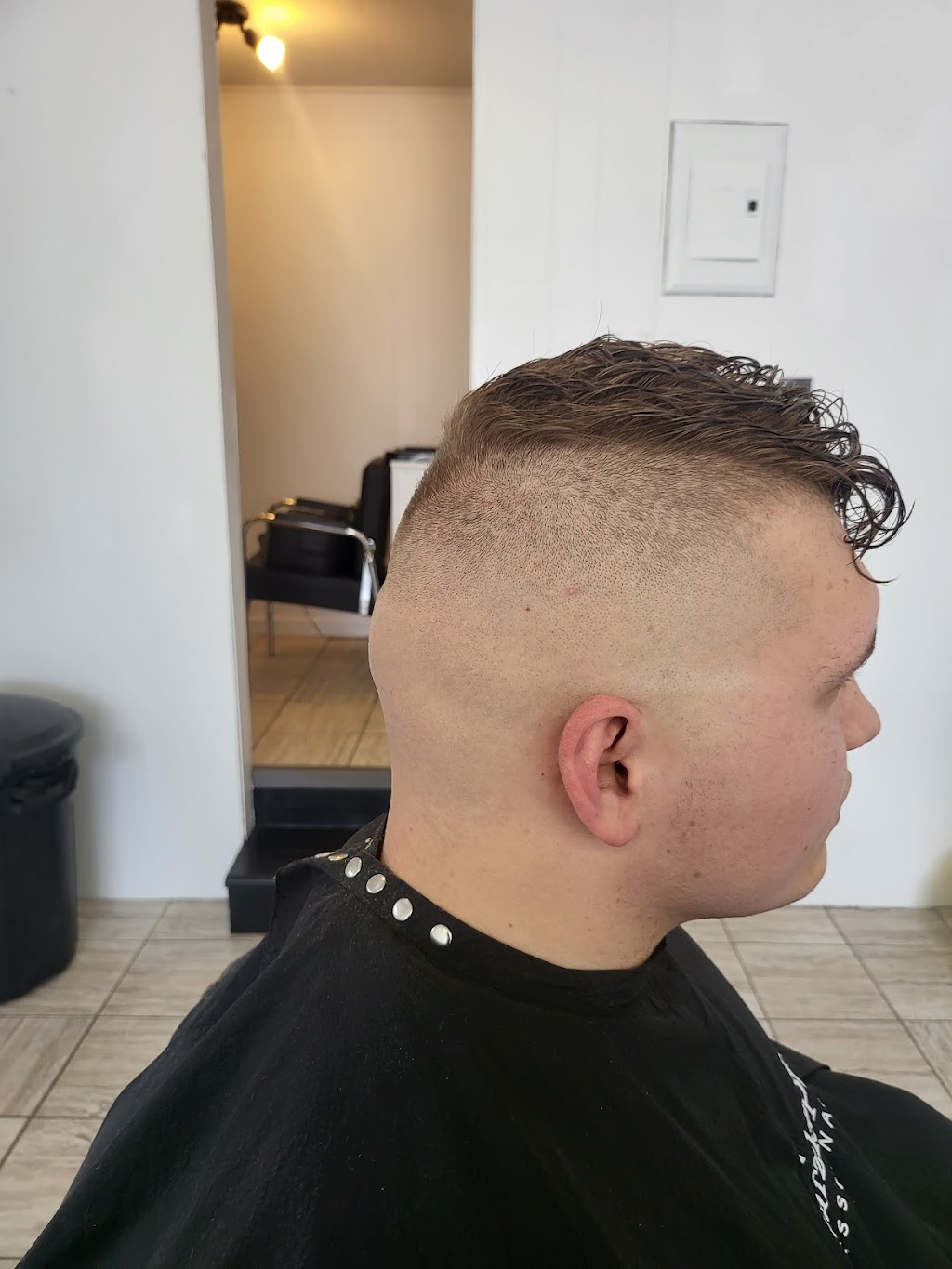 The Bruham Barber | 622 Bruham Ave, Pembroke, ON K8A 4Z7, Canada | Phone: (613) 631-0663