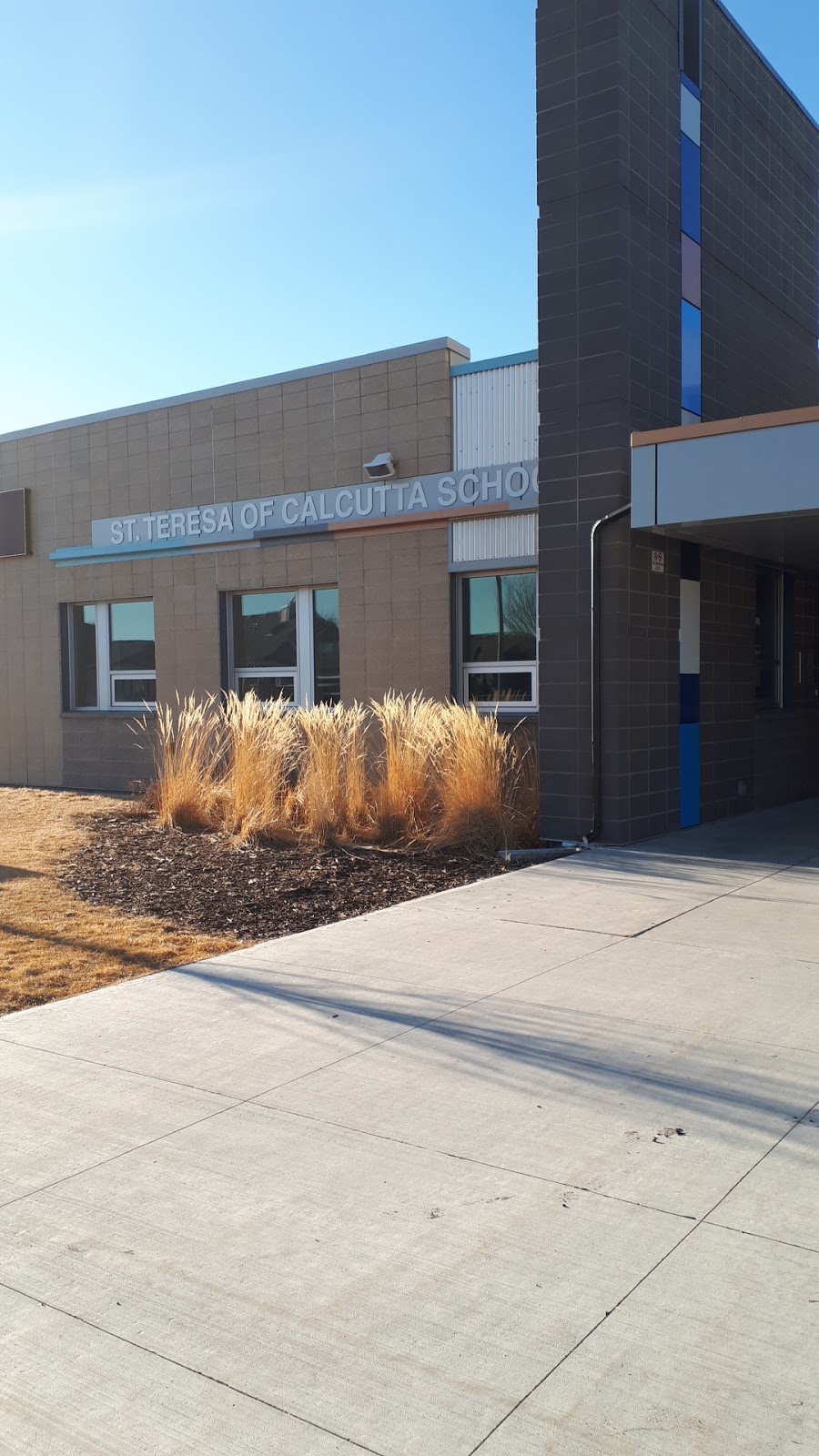 St. Teresa of Calcutta School | 235 Mildred Dobbs Blvd N, Lethbridge, AB T1H 5R4, Canada | Phone: (587) 787-1490