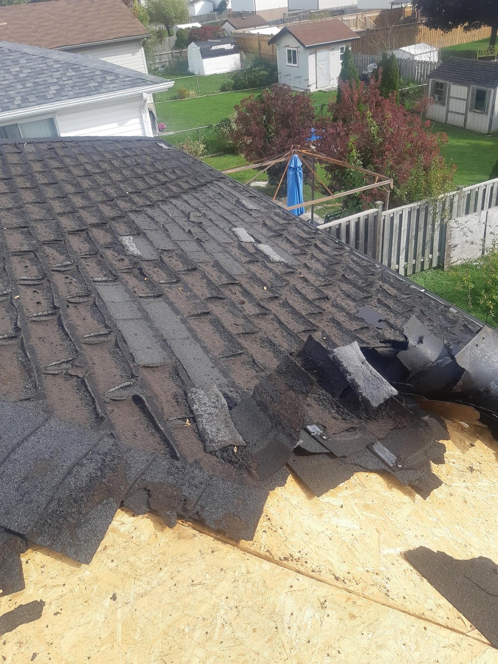 Supreme Roofing Canada | 400 Chilver Rd, Windsor, ON N8Y 2J7, Canada | Phone: (519) 968-3683