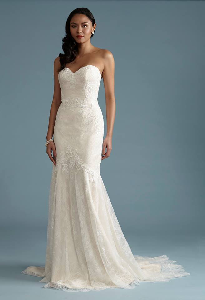 Beckers Bridals | 387 Danforth Ave, Toronto, ON M4K 1P1, Canada | Phone: (416) 463-6601