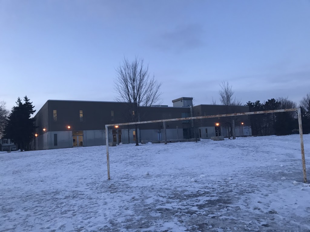 Iroquois Junior Public School | 265 Chartland Blvd S, Scarborough, ON M1S 2S6, Canada | Phone: (416) 396-6355