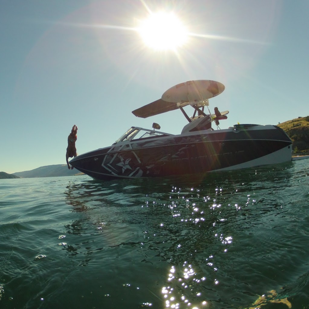 Wakebenders Boat Rental | 211 Bernard Ave, Kelowna, BC V1Y 1H2, Canada | Phone: (250) 550-6981