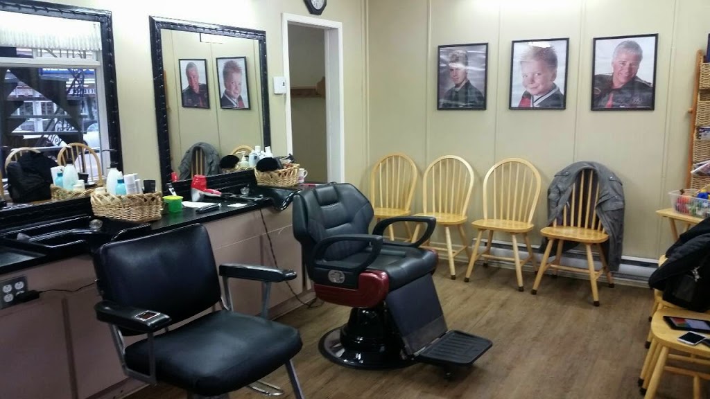 Salon De Coiffure A Thibault | 67 Rue Fusey, Trois-Rivières, QC G8T 2T9, Canada | Phone: (819) 376-7162