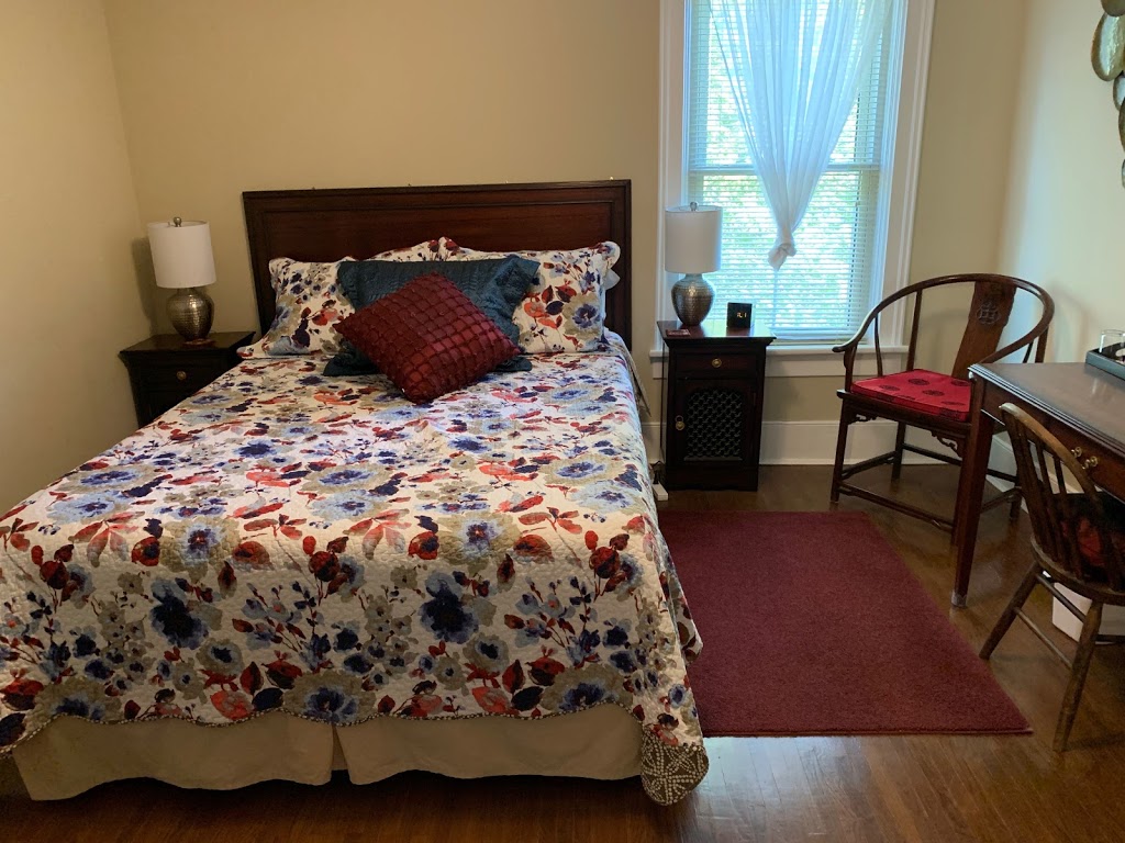 Nap N Nosh Bed and Breakfast | 295 Bloomfield Main St, Bloomfield, ON K0K 1G0, Canada | Phone: (647) 920-9982