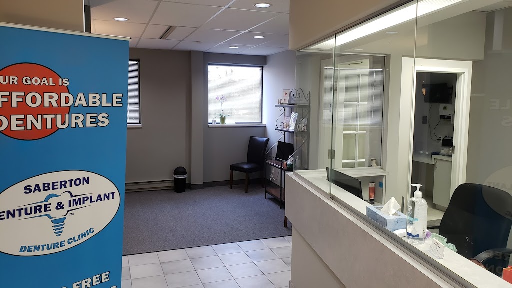 Saberton Denture & Implant | 245 Pelham Rd, St. Catharines, ON L2R 3E8, Canada | Phone: (905) 321-5930