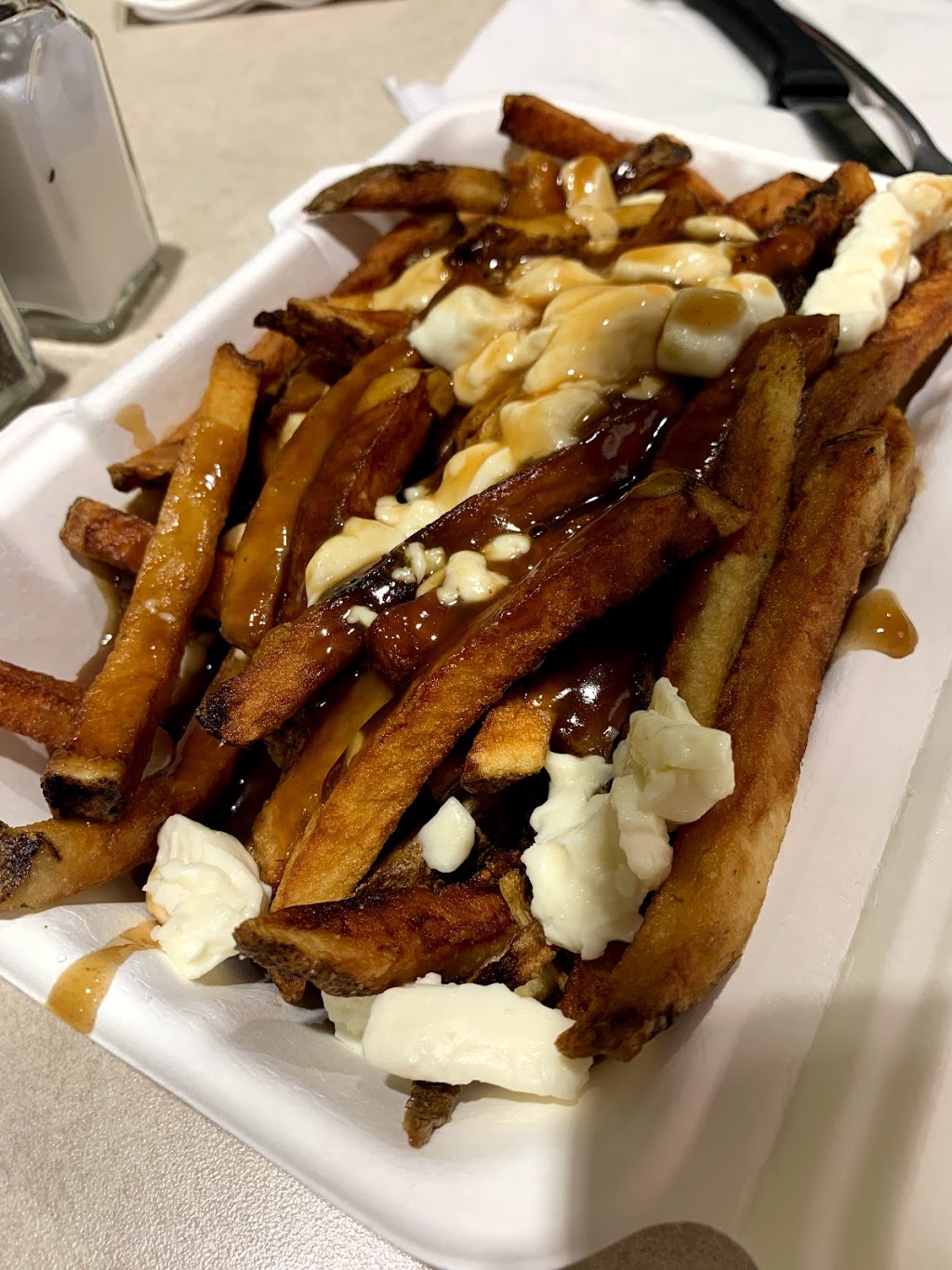 Shack a Patate Burgers Fries Poutine | 270 Baseline Rd Unit 122, Sherwood Park, AB T8H 1R4, Canada | Phone: (587) 269-4005