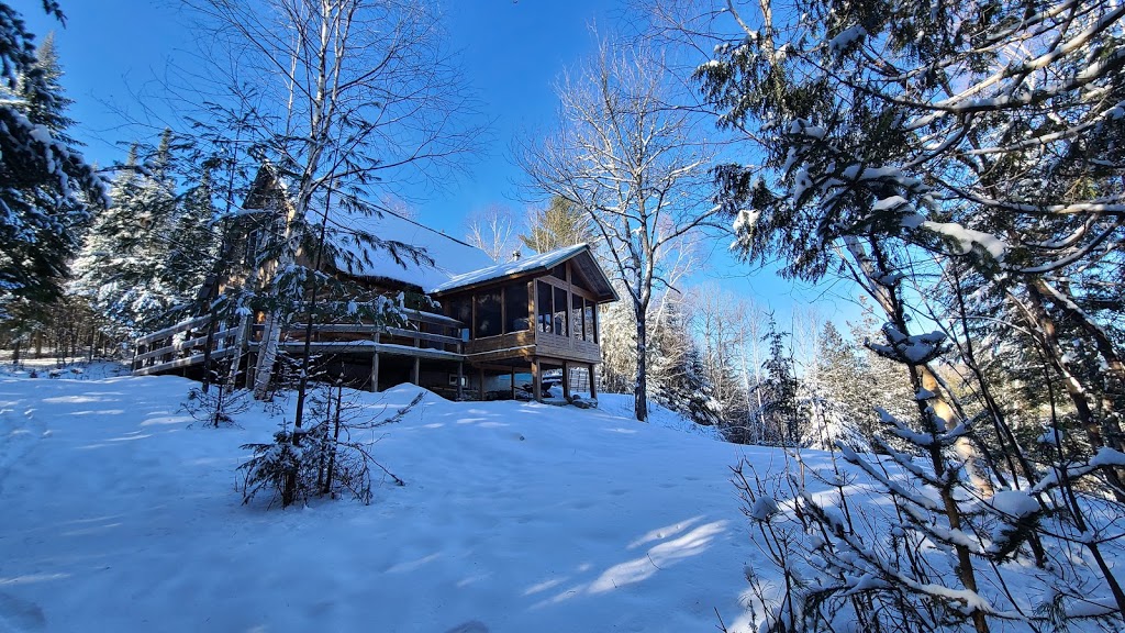 Chalet Ullumi | Rue Poisson, Mandeville, QC J0K 1L0, Canada | Phone: (438) 392-5981