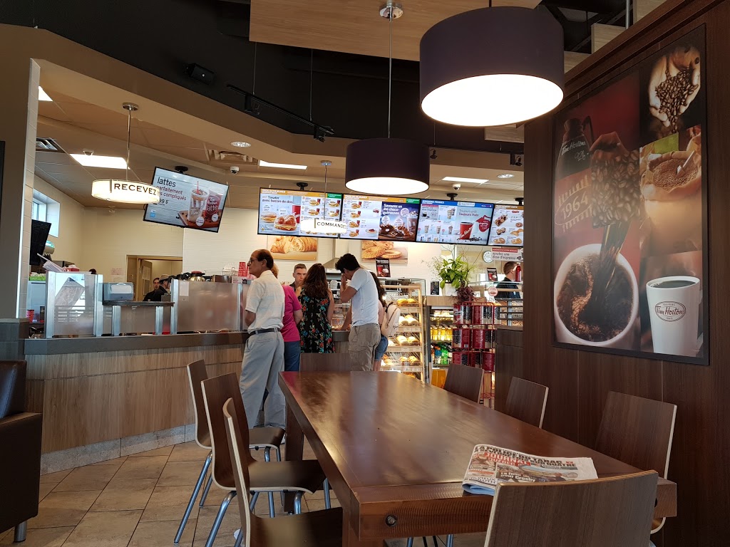 Tim Hortons | 3375 Boulevard Sainte-Anne, Québec, QC G1E 3L4, Canada | Phone: (581) 981-5155