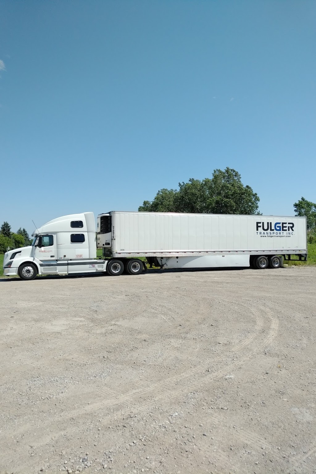 Fulger Transport Inc. | 4016 County Rd 23, Essex, ON N8M 2X7, Canada | Phone: (313) 651-7156