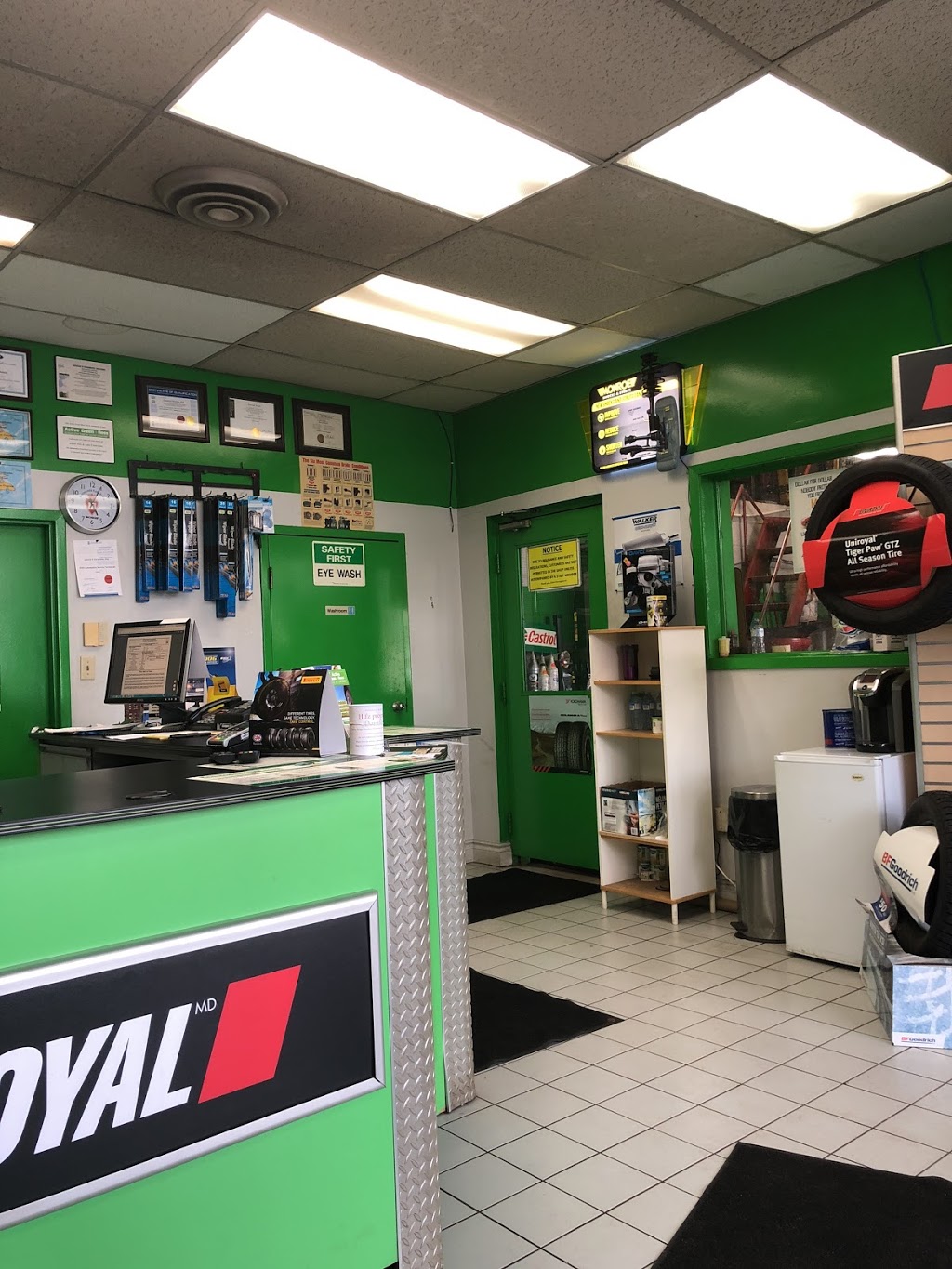 Active Green+Ross Tire & Automotive Centre | at Racine, 2082 Kipling Ave, Etobicoke, ON M9W 4J9, Canada | Phone: (416) 744-3444