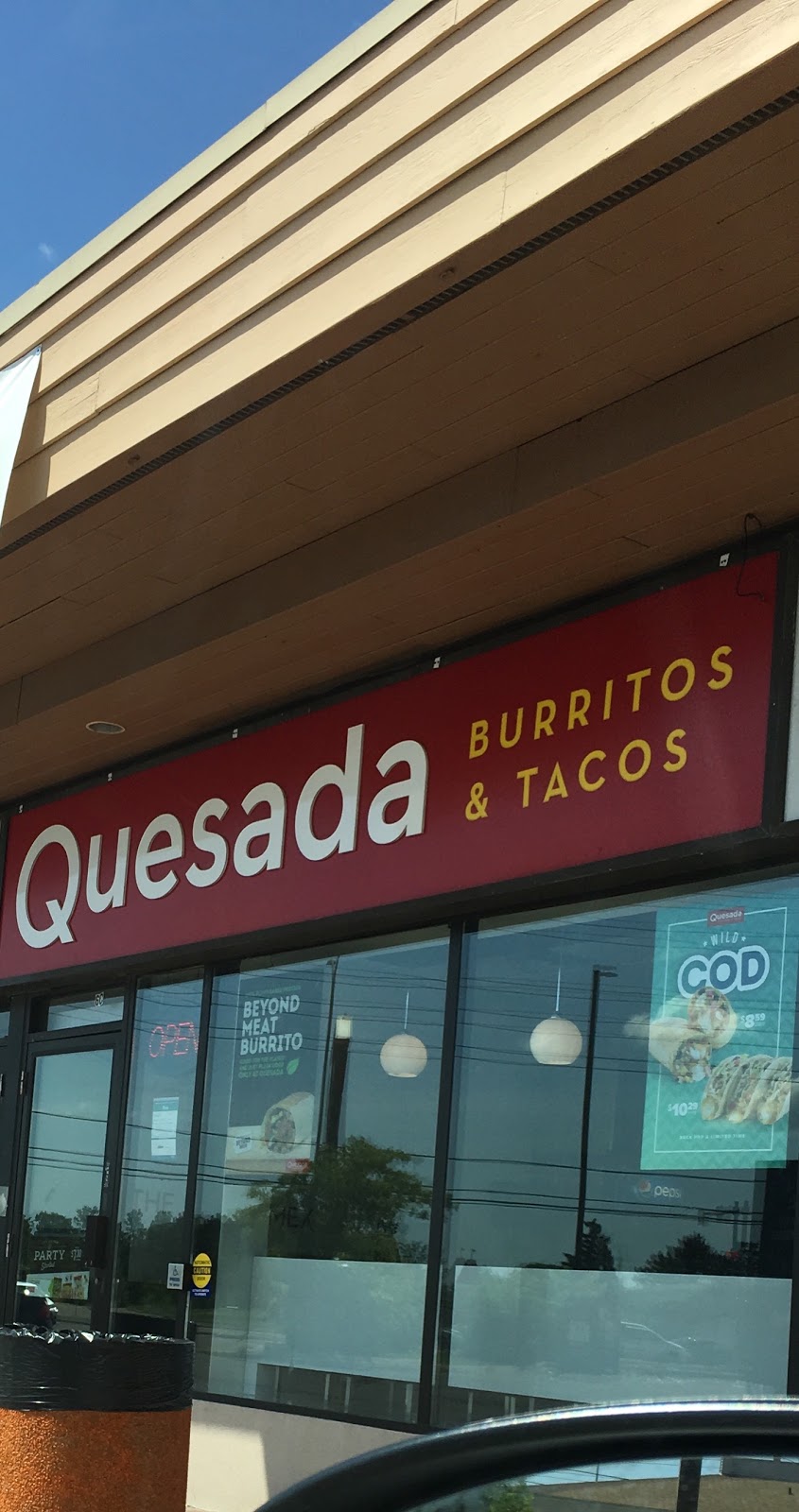 Quesada Burritos & Tacos | 3417 Derry Rd E, Mississauga, ON L4T 1A8, Canada | Phone: (905) 671-0624