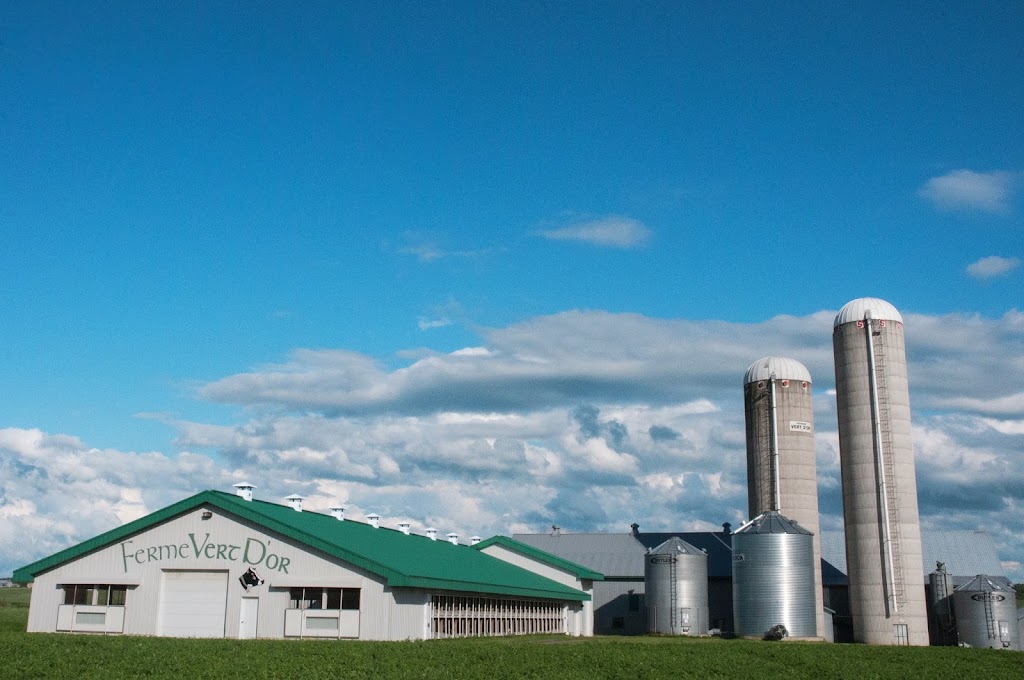 Ferme Vert Dor | 2198 Rang de la Pinière, Sainte-Hélène-de-Kamouraska, QC G0L 3J0, Canada | Phone: (418) 492-9544