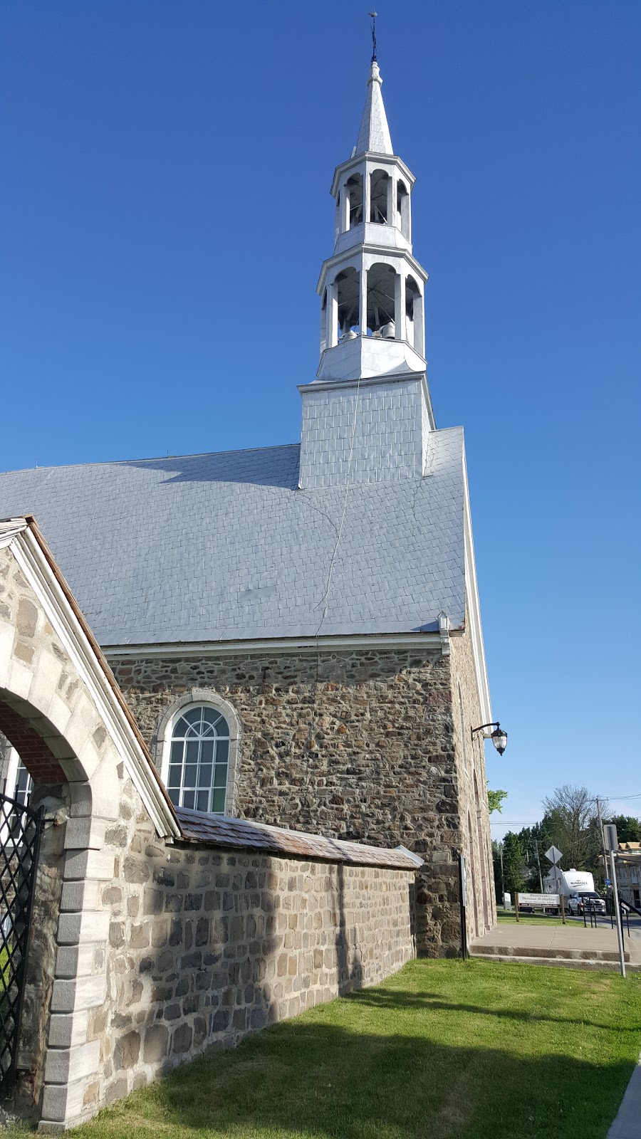 St Mathias Eglise | 280 Chemin des Patriotes, Saint-Mathias-sur-Richelieu, QC J3L 6A3, Canada | Phone: (450) 658-1671