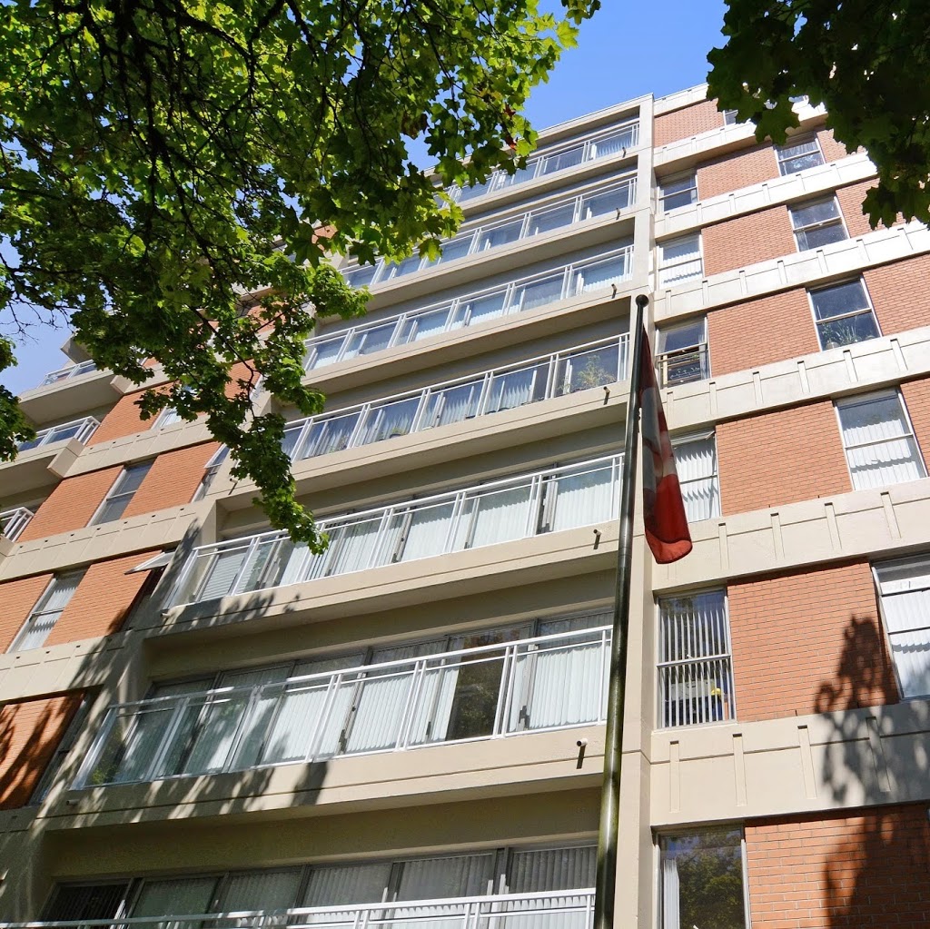 Bellevue Towers Rental Apartments | 4639 W 10th Ave, Vancouver, BC V6R 2J3, Canada | Phone: (604) 261-9460