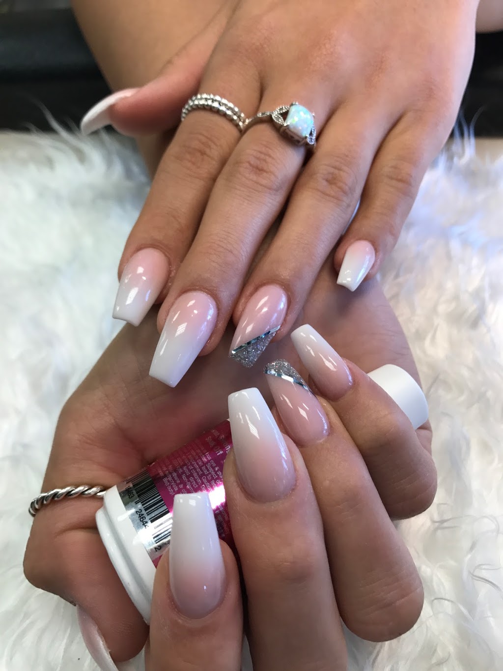 Studio Nails | 760 Danforth Ave, Toronto, ON M4J 1L2, Canada | Phone: (647) 349-2252