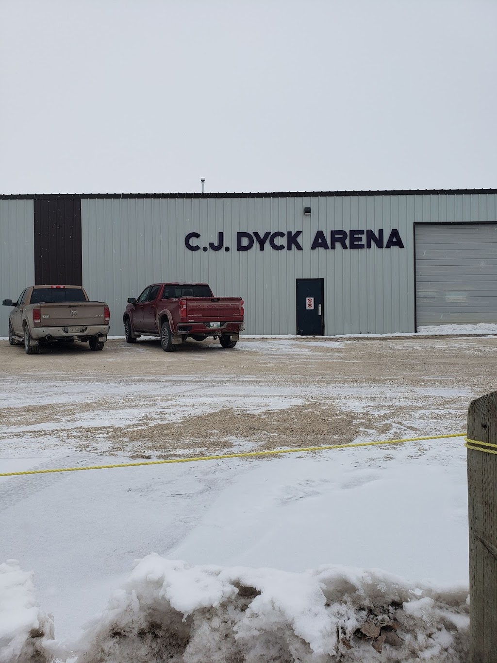 Plum Coulee Arena | 31 Arena Rd, Plum Coulee, MB R0G 1R0, Canada | Phone: (204) 829-3494