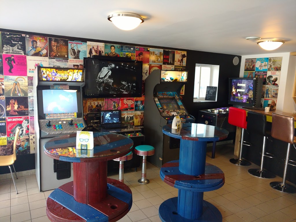 Hit Machine | 145 William St, Port Stanley, ON N5L 1E2, Canada | Phone: (519) 709-0908