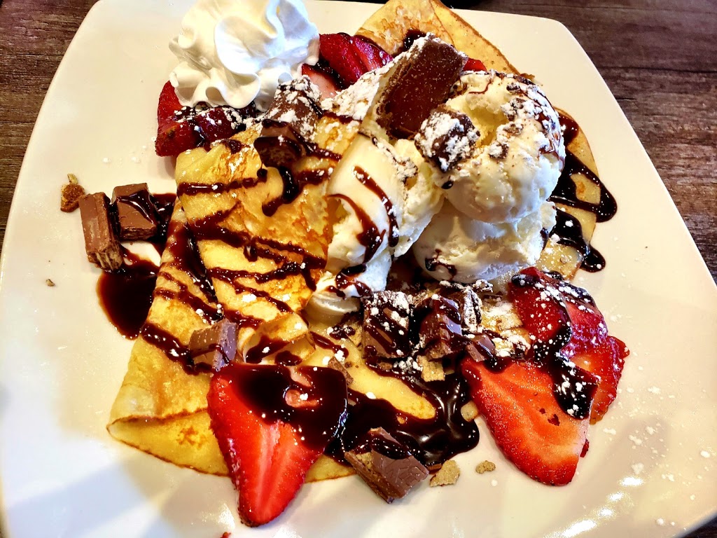 CrepeStar Dessert Cafe & Bistro - Aurora | 14800 Yonge St unit 106, Aurora, ON L4G 1N3, Canada | Phone: (905) 713-9988