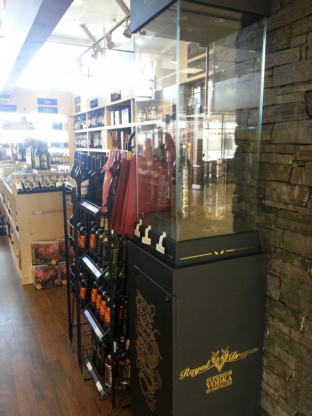 Skyway Wine & Liquor - airside | 2000 Airport Road NE, Calgary, AB T2E 6W5, Canada | Phone: (403) 250-5610