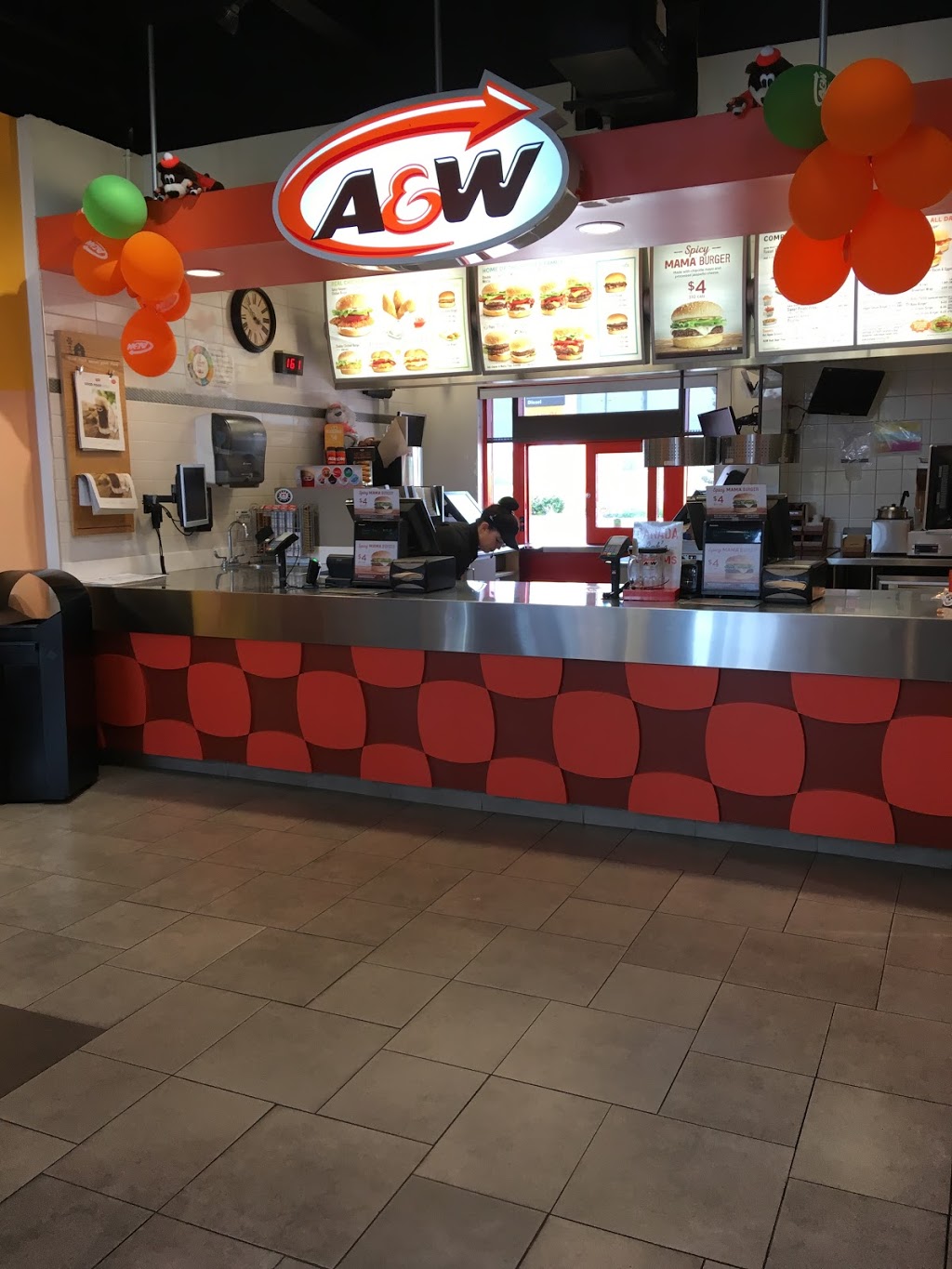 A&W Canada | 175 Hanes Rd, Huntsville, ON P1H 1M4, Canada | Phone: (705) 789-5188