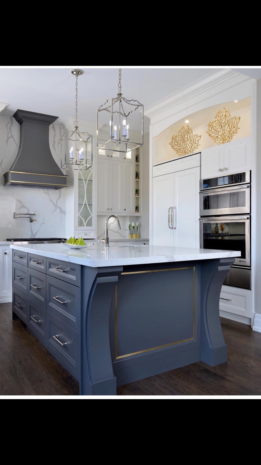 Kleinburg Kitchens | 3610 Nashua Dr Unit# 10, Mississauga, ON L4V 1L2, Canada | Phone: (416) 302-5928