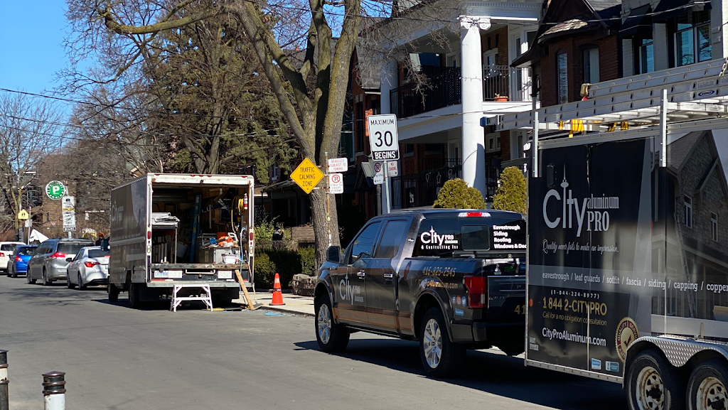 CityPro Aluminum - Siding, Eavestrough, Roofing, Soffit & Fascia | 1401 The Queensway Unit # 13, Etobicoke, ON M8Z 1T2, Canada | Phone: (416) 825-2545