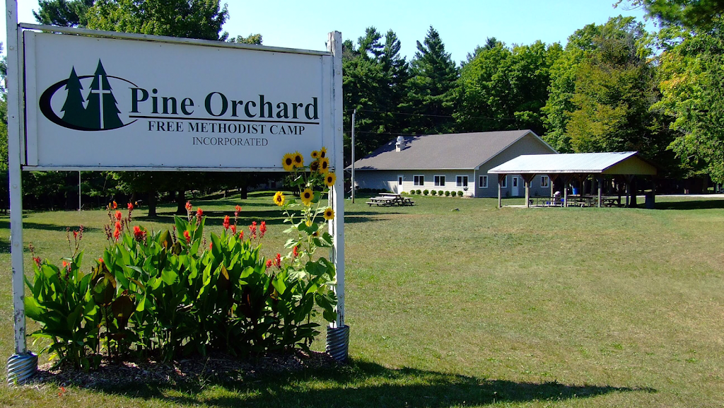 Pine Orchard Camp | 4088 Vivian Rd, Cedar Valley, ON L0G 1E0, Canada | Phone: (905) 473-5660