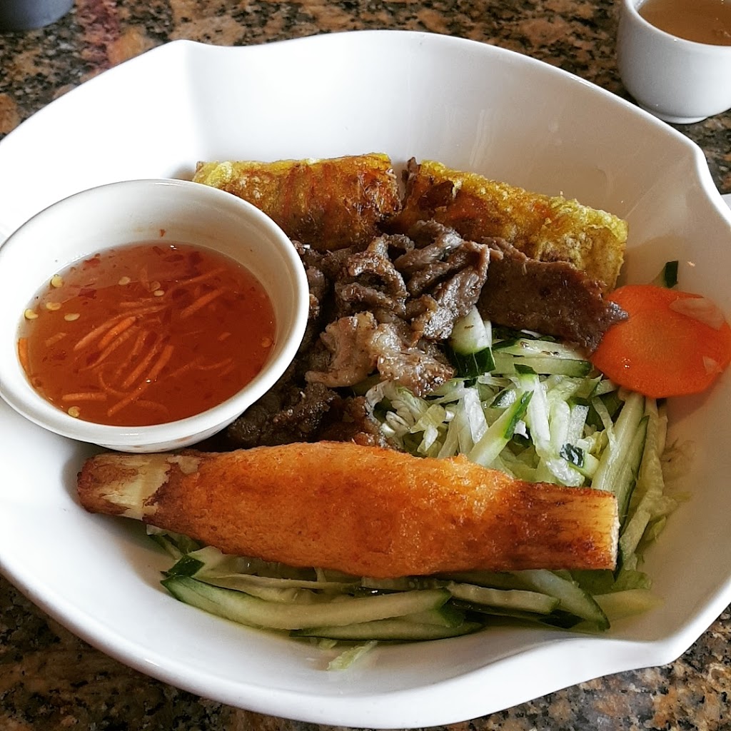 Ben Thanh Restaurant | 1070 Wellington Rd, London, ON N6E 3V8, Canada | Phone: (519) 668-3868