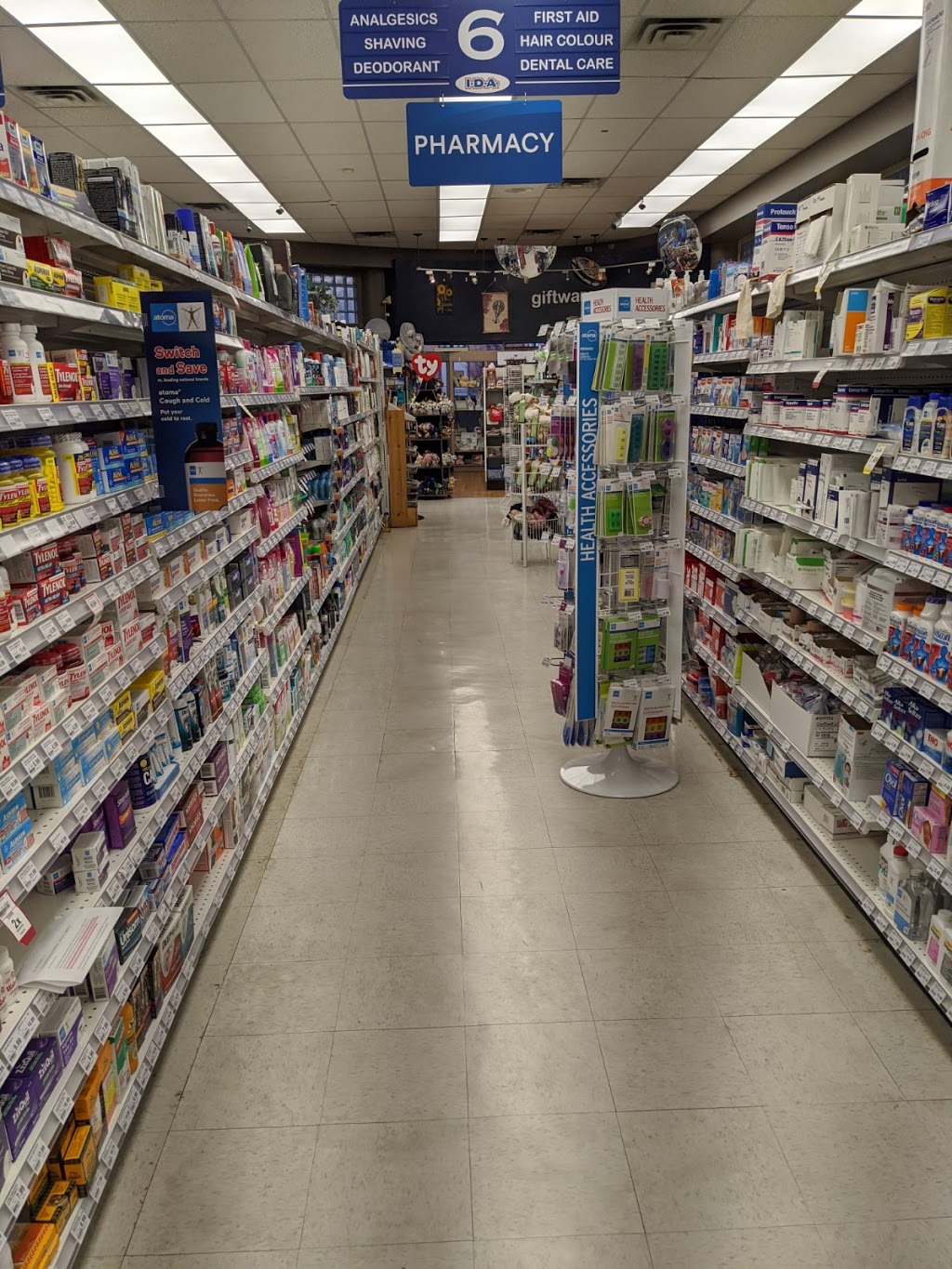 I.D.A. Forbes Pharmacy | 1775 Fort St, Victoria, BC V8R 1J3, Canada | Phone: (250) 595-1471