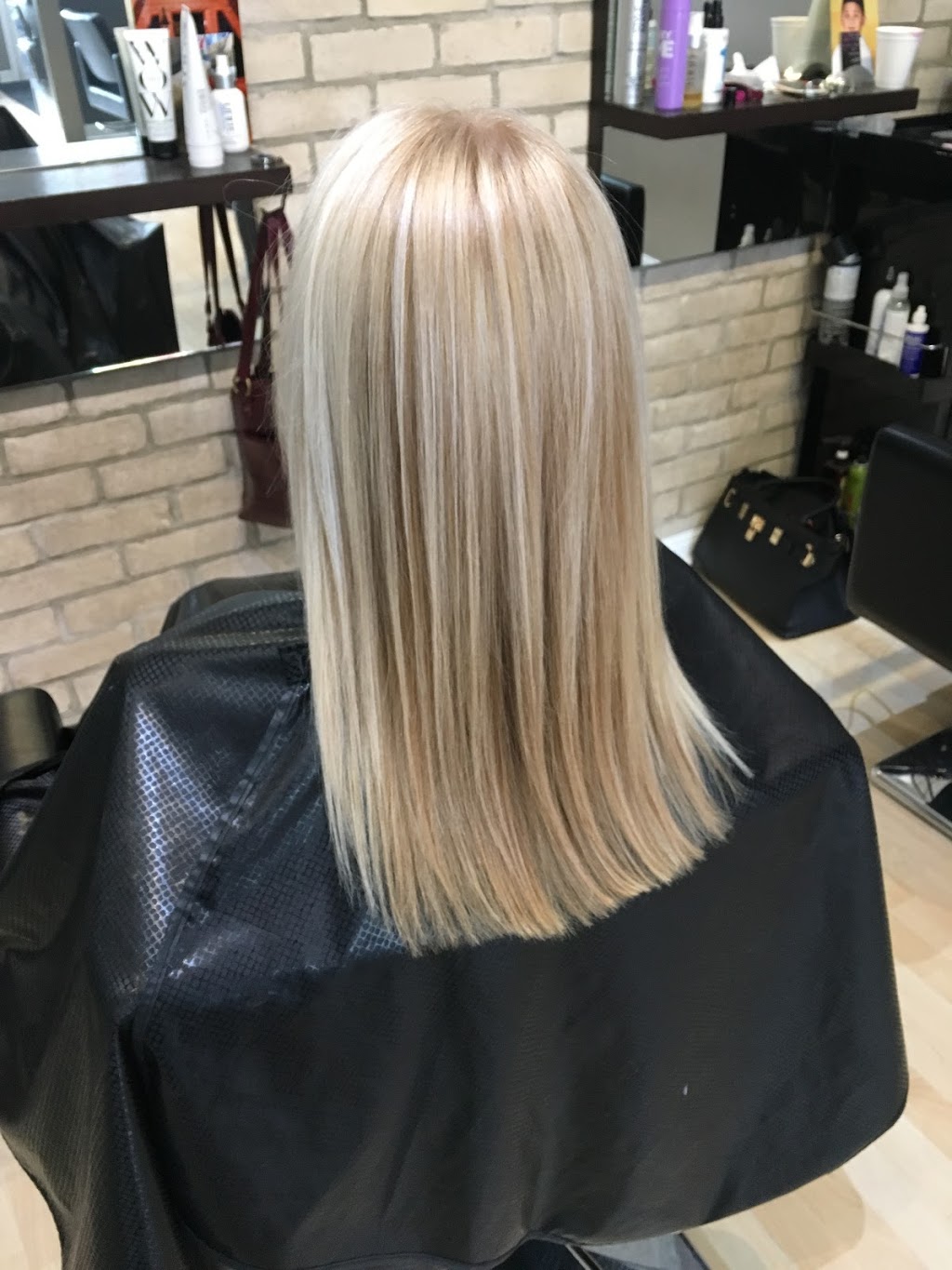 Salon Capricci | 2732 Bur Oak Ave #2, Markham, ON L6B 1K5, Canada | Phone: (905) 471-3006